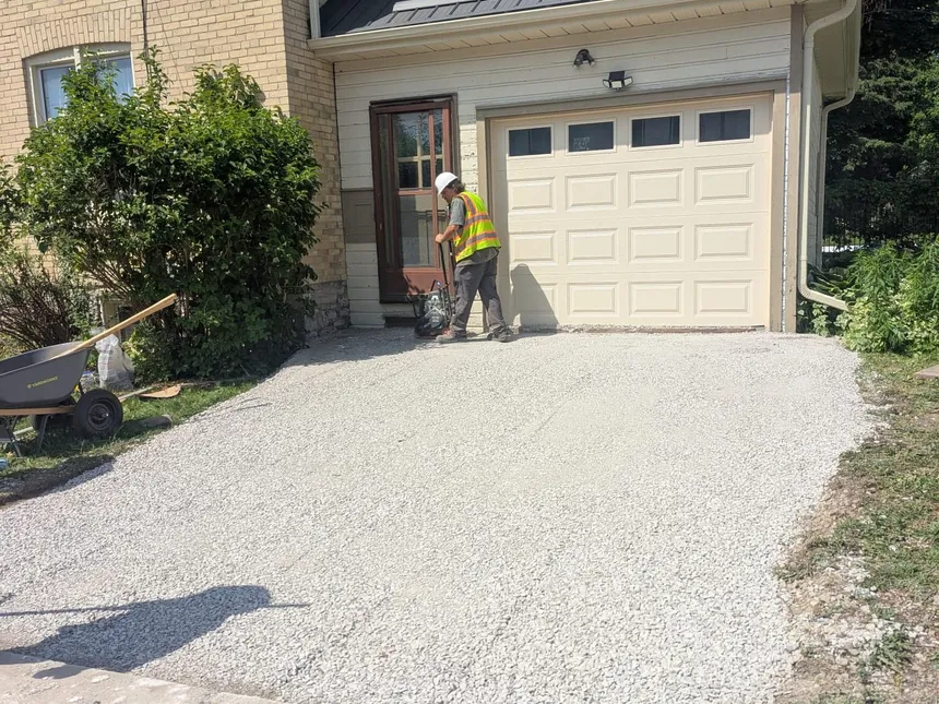 When Should You Sealcoat Your Driveway in the Kawarthas?